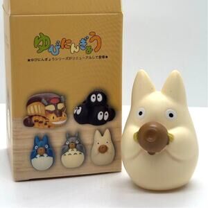 Studio Ghibli, My Neighbor Totoro Vinyl Chibi-Totoro w/Cup Figurine, New in Box